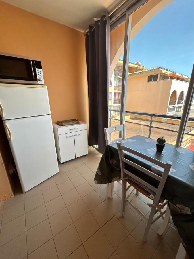 Studio Vue Mer Situe A Cote De La Plage Quartier Des Quilles Sète Exteriér fotografie