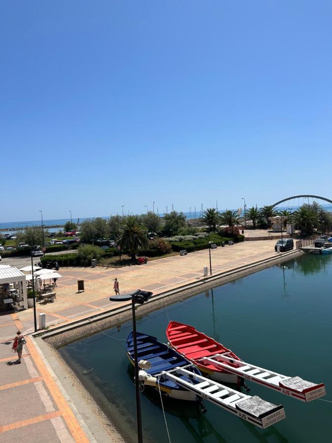 Studio Vue Mer Situe A Cote De La Plage Quartier Des Quilles Sète Exteriér fotografie