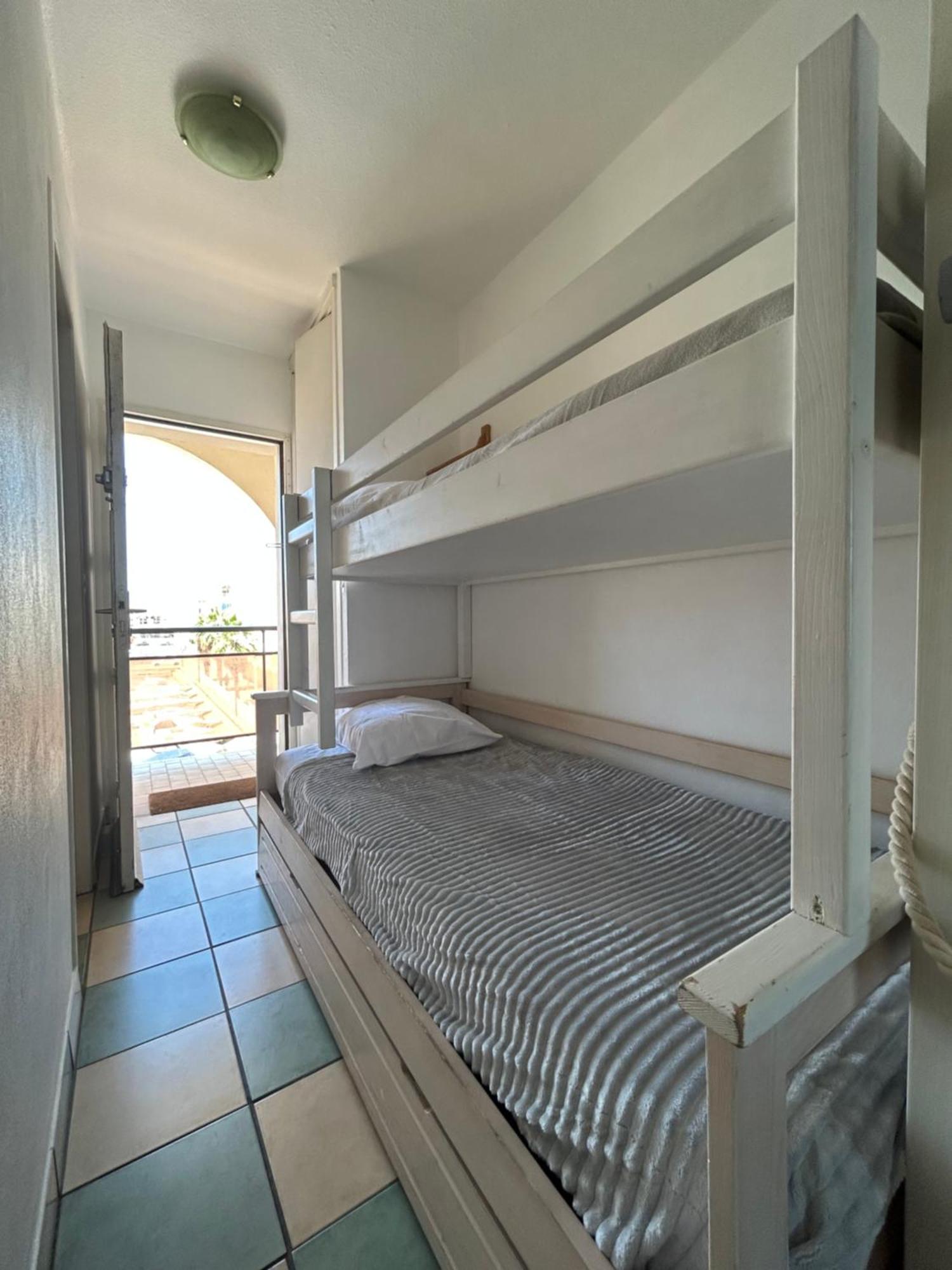 Studio Vue Mer Situe A Cote De La Plage Quartier Des Quilles Sète Exteriér fotografie