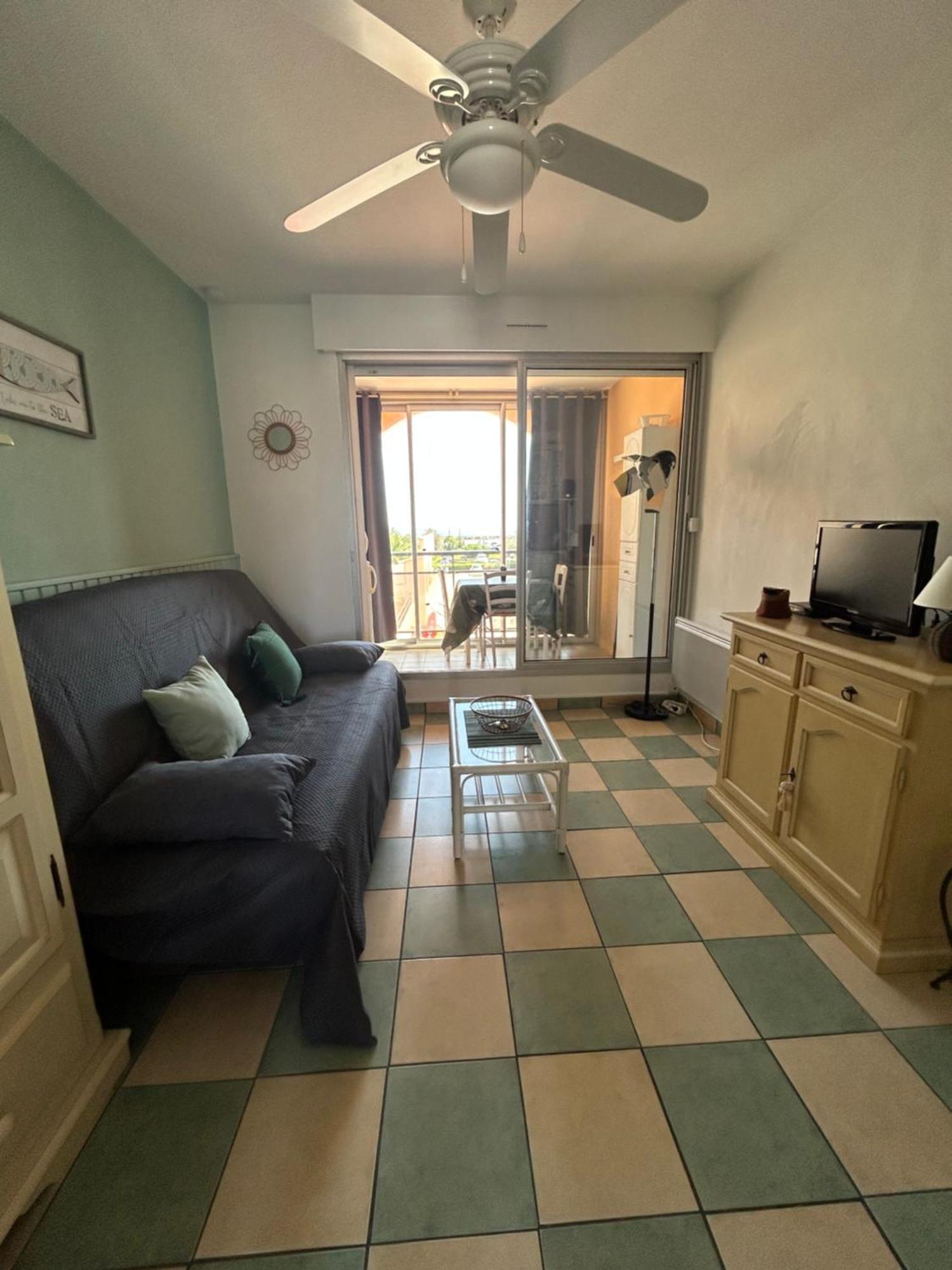 Studio Vue Mer Situe A Cote De La Plage Quartier Des Quilles Sète Exteriér fotografie